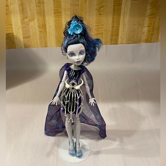 Mattel Monster High Boo York Gala Ghoulfriends Elle Eedee...